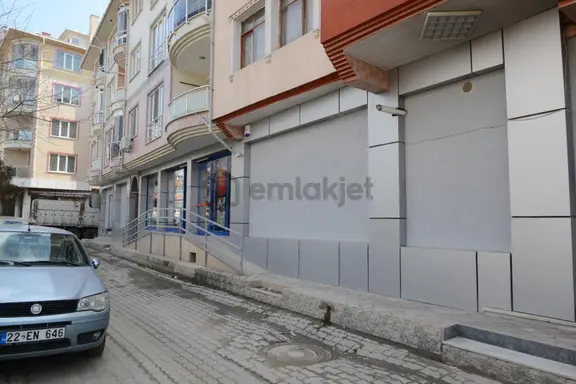Edirne Merkez Kiracılı Satılık Yatırımlık Kurumsal Ticari Dükkan 2