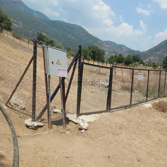 Fethiye Yeşil Üzümlü De Müstakil Satılık Tarla 1