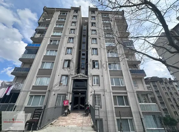 Kurtköy Mesken Konutlarında Balkonlu ,boş , Ferah 2+1 Kiralık 1