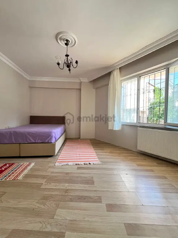 Kiralık Yüksek Giriş 1+1 1