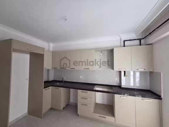 Edirne Cumhuriyet Kuvayi Milliye Bulvarı Sıfır Satılık 3+1 Daire 1