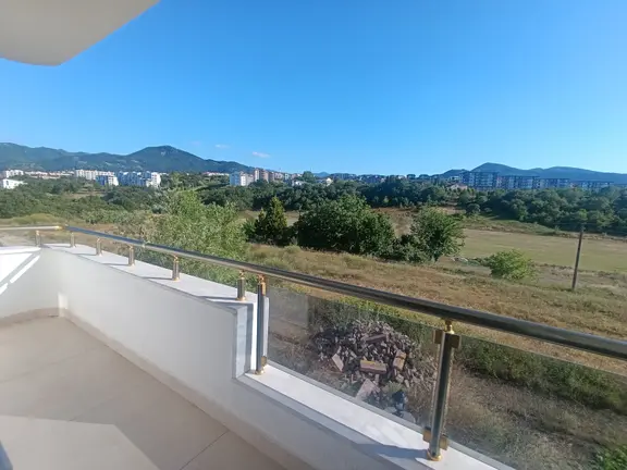 Başiskele Paşadağda 2+1 Kısmi Eşyalı Kiralık 120 M² Daire 1