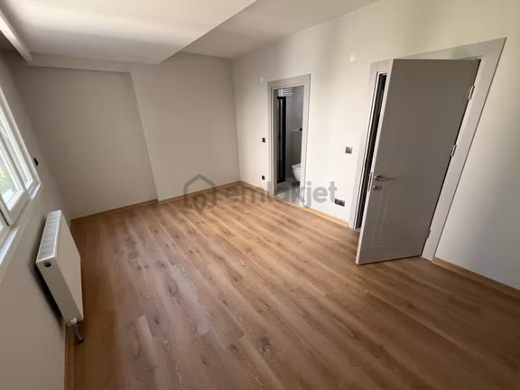 Aktaştan Fıstıkağacı Yeni Binada 3+1 Ara Kat Satılık Daire 2