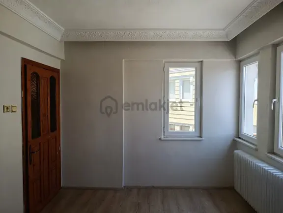 Kariyer Gm'den Okullar Bölgesinde 3+1 130 M2 Kıralık Daire 2