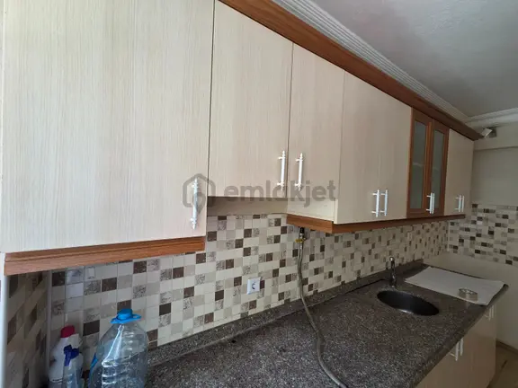 Edirne Merkez Kıyık Ana Caddeye Yakın Boş Satılık 3+1 Daire 2