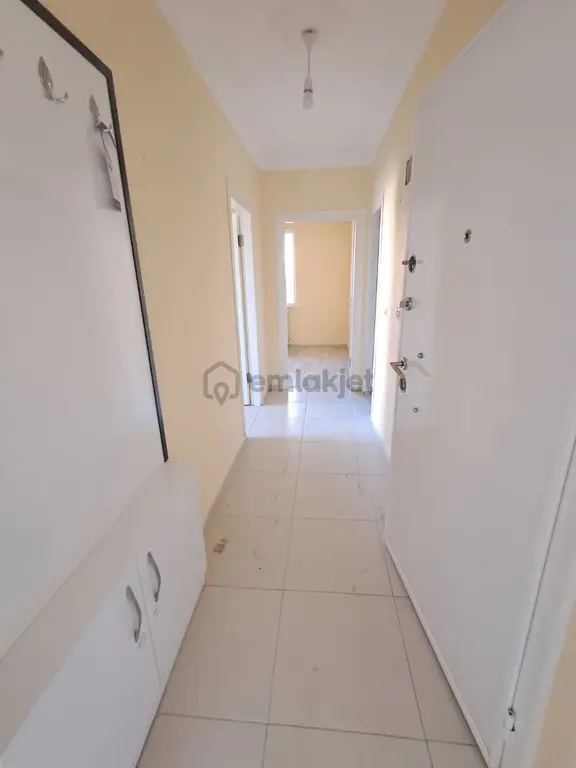 Armağanilci Mahallesinde Kiralık 2+0 Daire 2