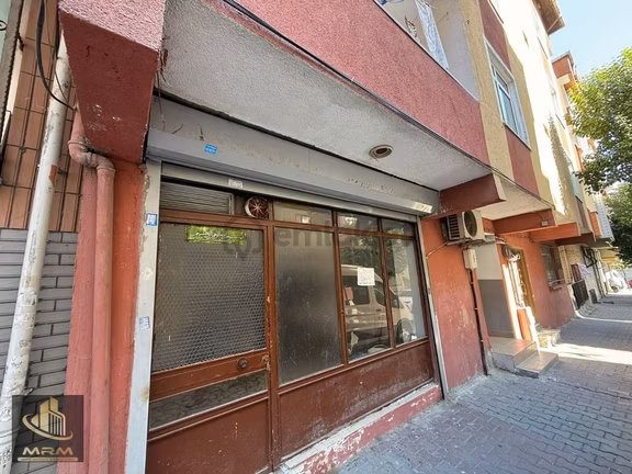 Mrm Gayrimenkul'den Kiralık Düz Ayak Giriş Dükkan 1