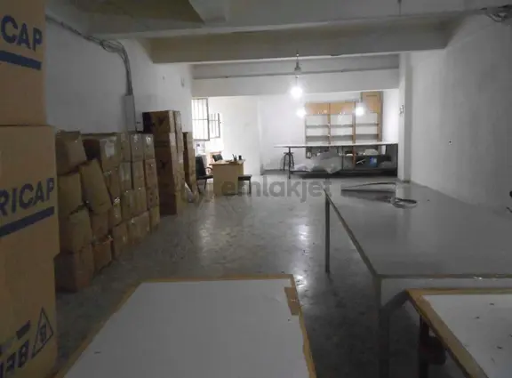 Bayrampaşa Yenidoğan Mah. 100 M² Kiralık İş Yeri / Depo ! 1