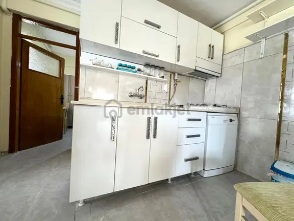 Referans'tan Pazar Pazarında Çift Balkon 2+1 Dubleks 2