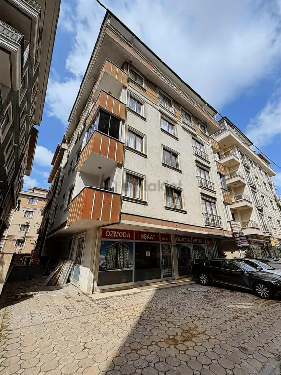 Sancaktepe Mahallesi Satılık 210 Metre Dükkan 2