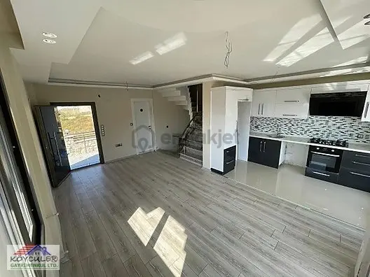 Seferihisar Akarcada Denize 100 Metre Sıfır 4+2 Satılık Villa 2
