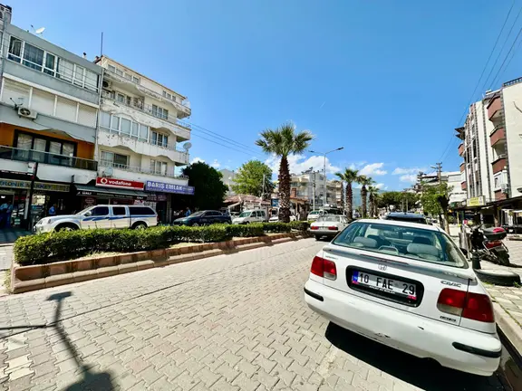 ꧁ay Emlaktan꧂akçay Merkezde Denize Sadece 200 Mt Ön Cephe Giriş Üstü Satılık 2+1 Masrafsız Daire 1