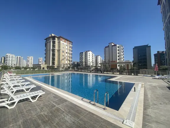 Mezitli 75.yıl'da Yatay Mimari Marka Donanımlı Lüks 3+1 Satılık 2