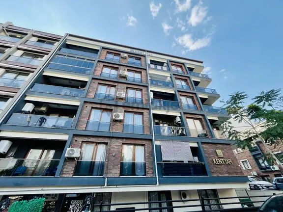 Er Yapı Emlak T.tepe Kampüs Civarı Klimalı Balkonlu Asansörlü 1