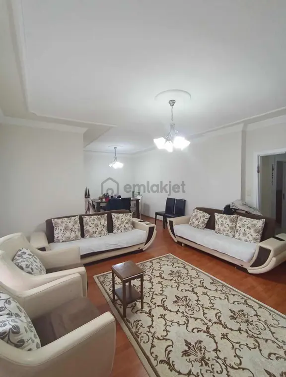 Doğu Gayrimenkulden Söğütlüde Fırsat 165 M2 Satılık 3+1 Daire 2