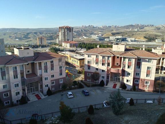 Toki Turkuazda Yüzme Havuzu Karşısında Y Tipi 3+1 Satılık Daire 1