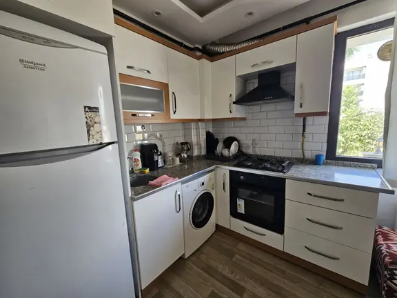 Bahçeşehir Koleji Karşısında Kiralık Full Eşyalı Daire 2+1 2