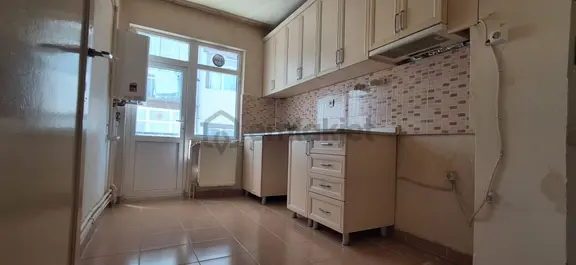 Neon Dan Etlik Perşembe Pazarı Yanı Kiralık 1