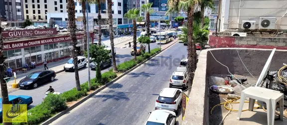 Cadde Cephelı Lımana Yakın 4+1 Ofis 1