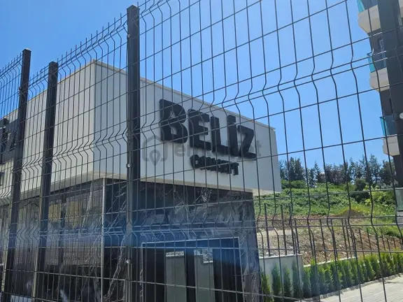 Öğretmenler Blv. Medline Karşısı Ultra Lüks 3+1+çb Özel Peyzajlı 1