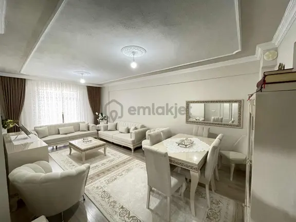 Tuncaygül'den Ferah 3+1 Daire | Demirkent 2