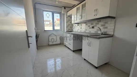2+1 Kepezde Atatürk Caddesi Migros Yakını Sıfır Kiralık Daire 1
