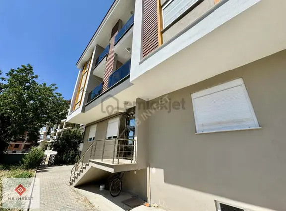 Uzunoluk Mahallesinde Doğalgazlı Asansörlü 2+1 Daire 2