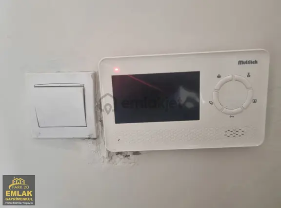 Fark20'den Devlet Has. Arkası 2+1 Asansörlü Kiralık Daire 2
