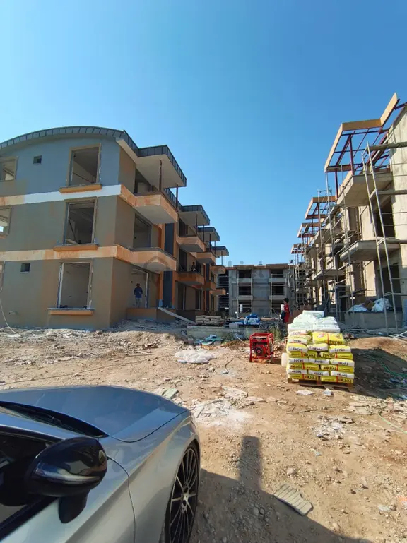 Ilıca Satılık 2+1 Rezidans Havuzlu 1 Kat Yazlık 1