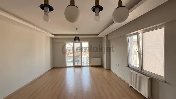 Remax Lavanda'dan Çarşı Konaklarında Kiralık 3+1 Daire 1