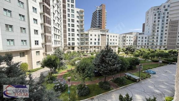 Akkoza Açelya Bloklarında Satılık Eşyalı 1+1 Temiz Daire 1
