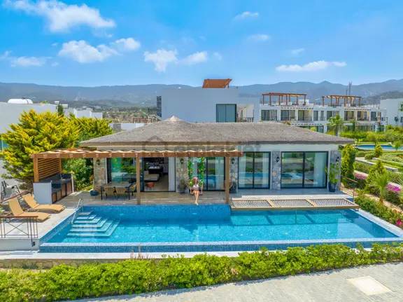 Güneş, Deniz Ve Kazanç: Maldıves Homes 1