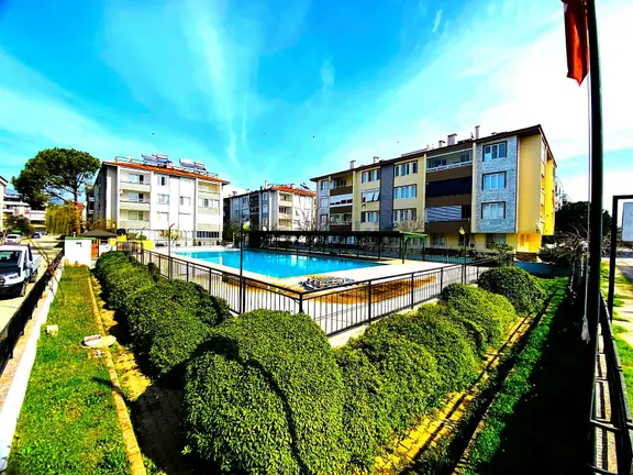🛑🛑aktif'ten Akçay'da Satılık Harika Fiyata Yüksek Kredili Havuzlu Ön Cephe 3+1daire 1