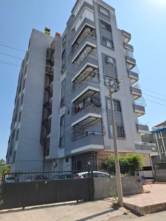 230.000 Tl Kiralık 4.kat 3+1 4 Cepheli Adana Yüreğir Yamaçlı Mahallesinde 1
