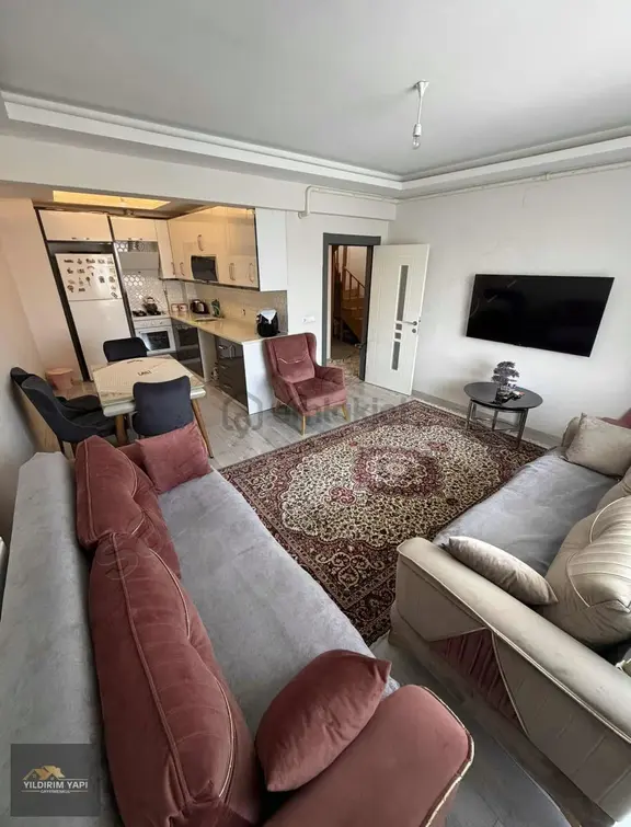 Sakarya Mah. 5+1 Dubleks 200 M² Teraslı Asansörlü 1