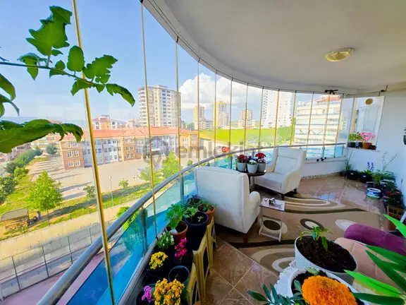 Garanti Emlak'tan "sosyal Tesisli Sitede" K. Otoparklı 3+1 Daire 1