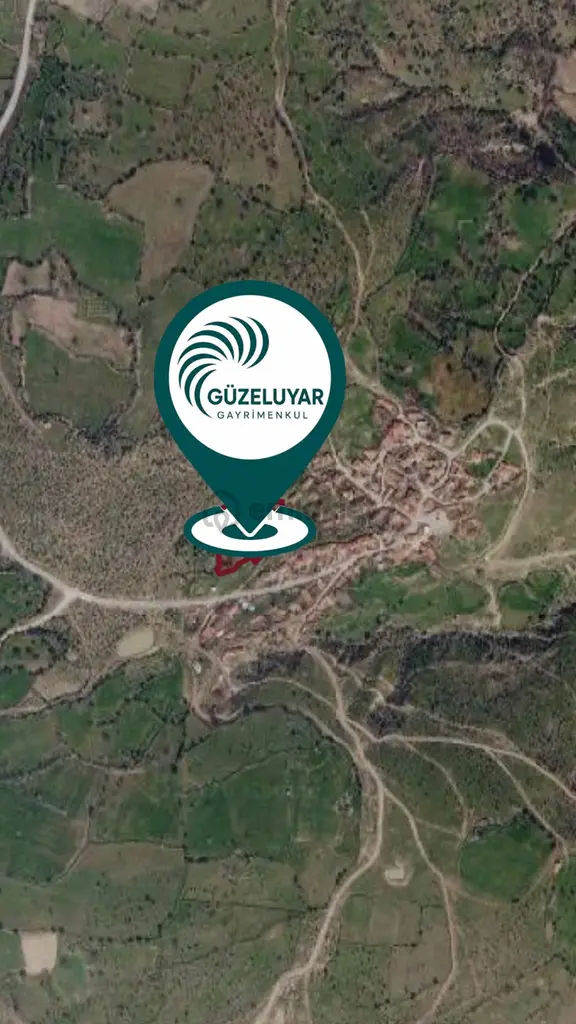 İzmir Bergama Durmuşlar Mahallesi’nde Satılık 4.500 M² Köy İçi Tarla 2