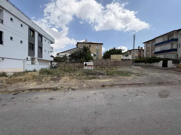 Sivas Ozan Emlak'tan Gültepe'de Satılık 271 M² Konut İmarlı Arsa 2
