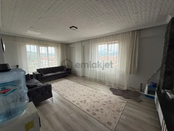 Cumayeri Orta Mah.de Doğa Manzaralı 2+1 Fırsat Daire 2