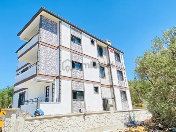 Gömeç Karaağaçta 1+1 Muhteşem Konumda Satılık Daire 1