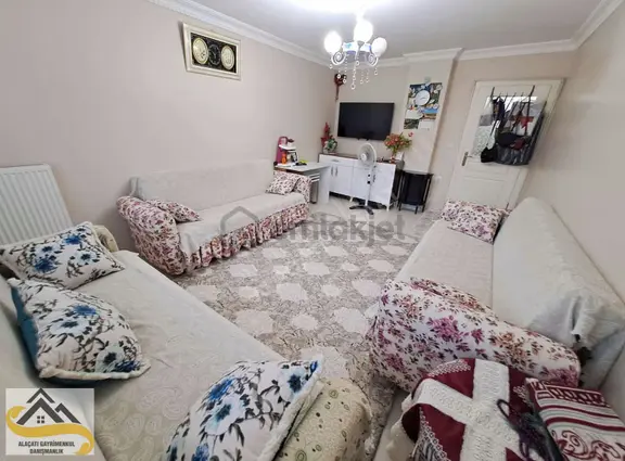 Alaçatı Dan 11 Yaş 1. Kat Asansörlü Masrafsız Daire 2