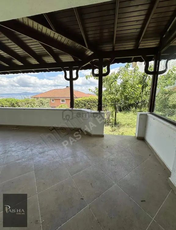 Ful Manzaralı Geniş Villa 2