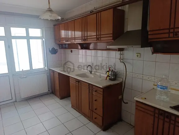 Çorlu Çardaklı Parkı Yanı Kiralık 3+1 2.kat Kombili Daire 1