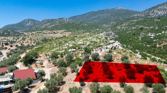 Aklar’da Huzur, Doğa Ve Manzara Severler İçin 1.047 M² 2