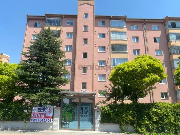 Eryamanın Kalbi Göksu Mahallesinde 4+1 Satılık Daire 1
