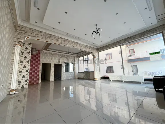 Tekin Emlaktan İşlek Cadde Üzeri Her İşe Uygun Ofis Bölmeli 140 M2 Kiralık Dükkan !!! 1