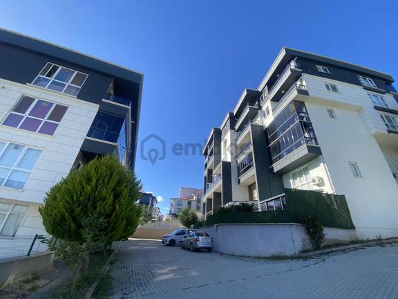 Bulut Emlak Havuzlu Sitede Eşyalı Satılık 1+1 Daire 1