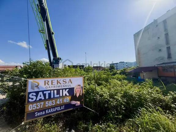 Reksa'dan Yola Sıfır Satılık Arsa 1