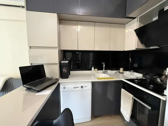 "alaçatı" İncek Bulvar'da Arakat Sitede Fiberli Eşyalı 1+1 Daire 1