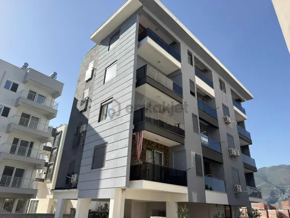Finike Kum Mah.yatırımlık Ve Oturuma Hazır Full Eşyalı 1+1 1
